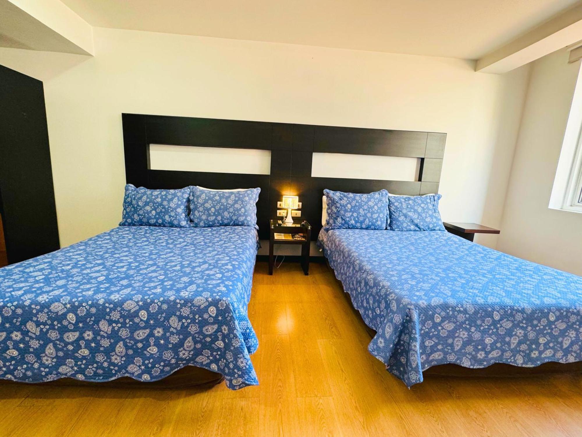 Hotel Aparta Suite Continental Bogotá Esterno foto